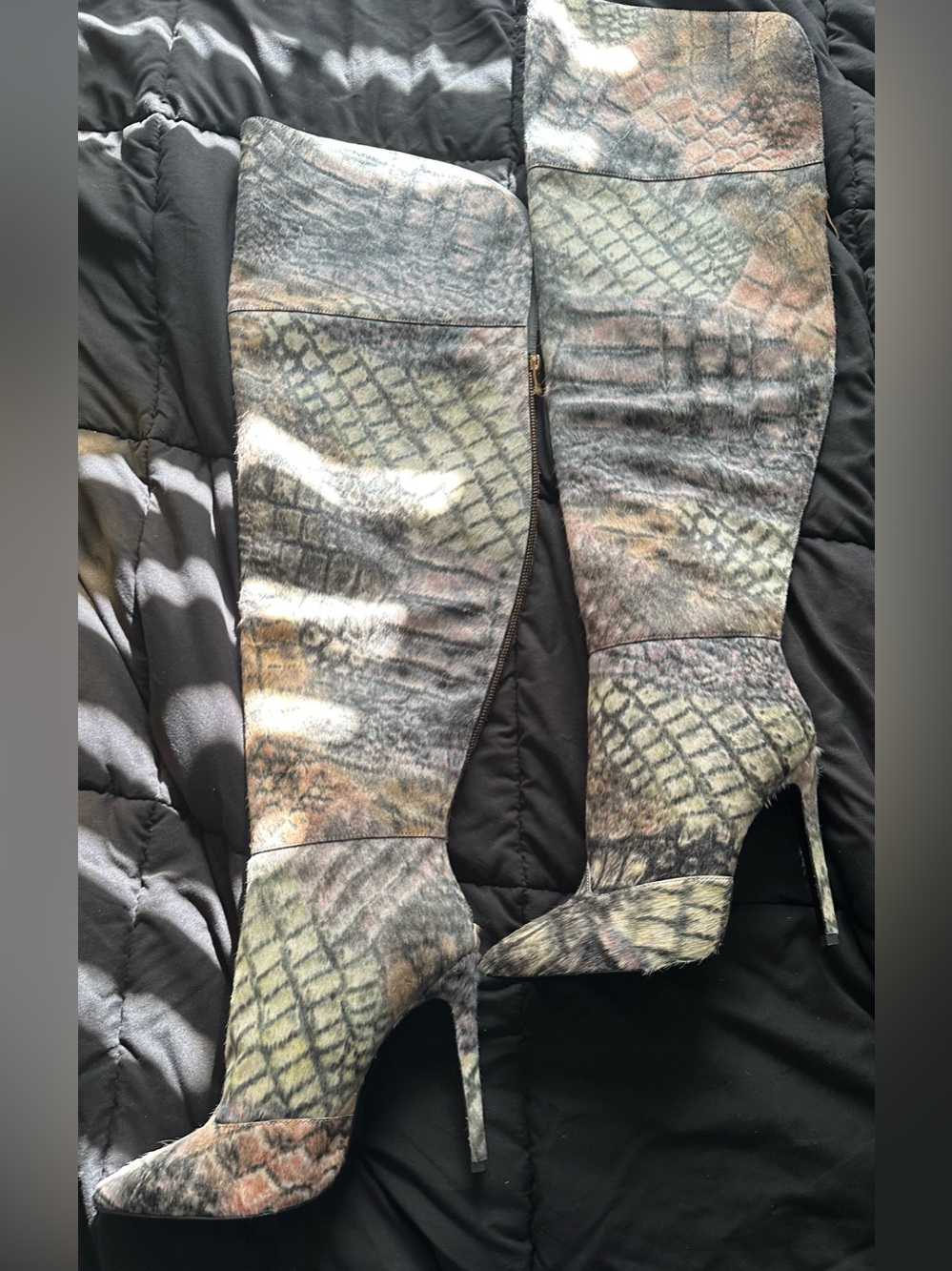 Jennifer Le thigh high Snake Print Boots - Multicolor